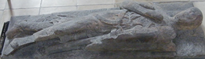 File:London - Temple Church knight 1260-70.JPG